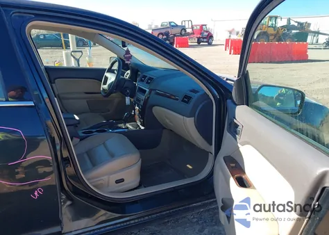 2010 Ford Fusion Sel z USA, uszkodzony, nr VIN 3FAHP0CG2AR261774